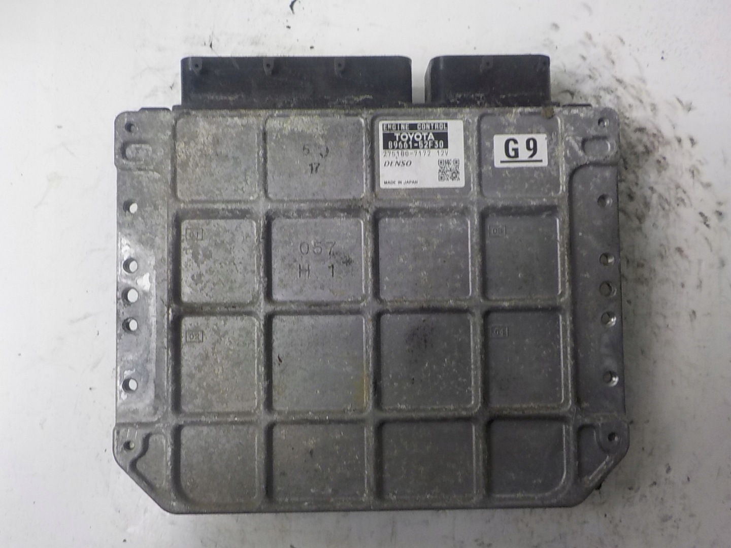 TOYOTA computer control unit 89661-52F30 275100-7172
