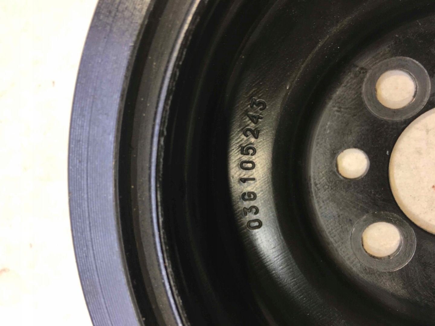 pulley SEAT TOLEDO III 1.9 TDI 03G105243