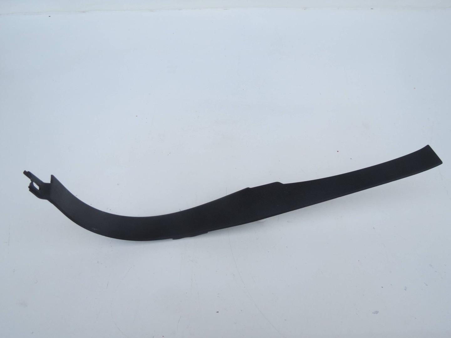 moulding threshold left front VOLVO V70 III XC70 II S80 II