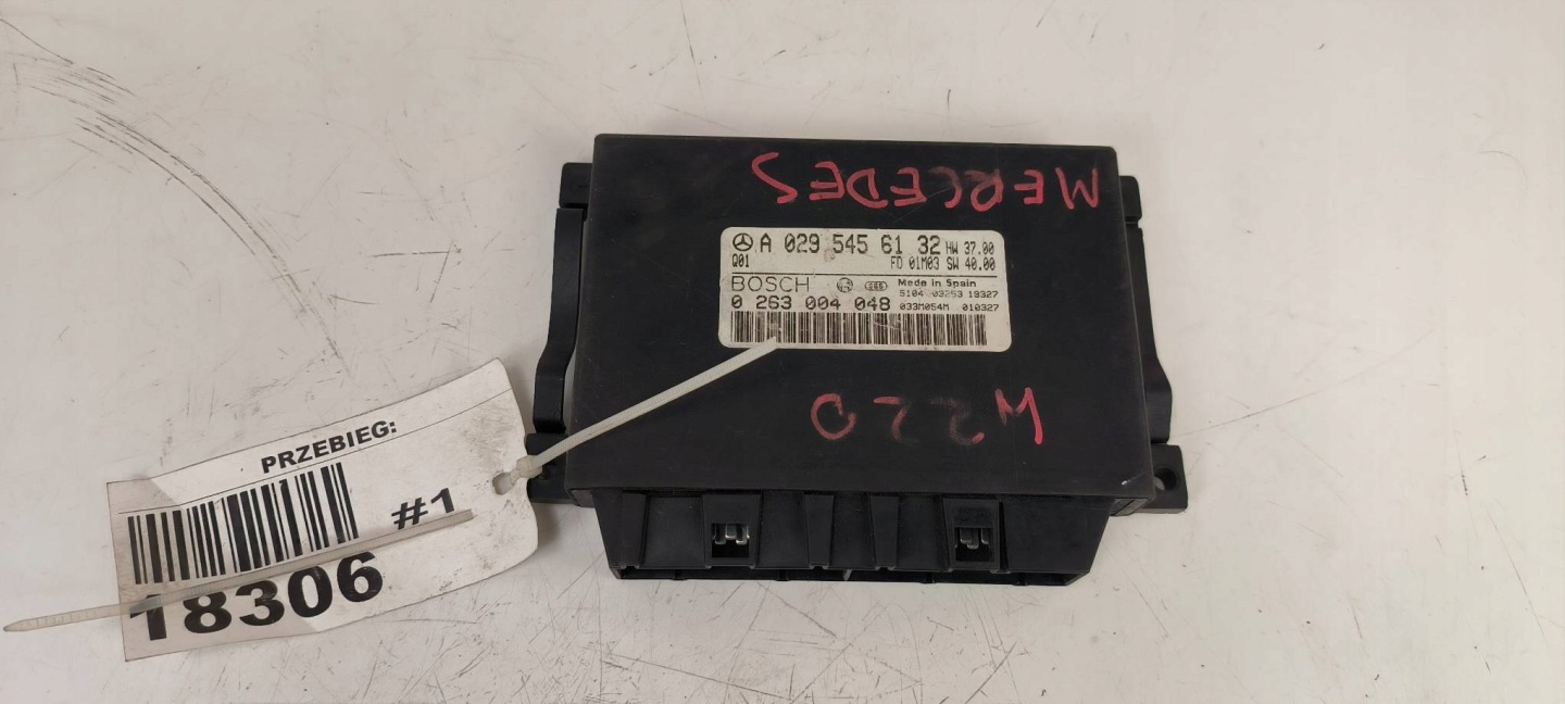 modulo parcheggio PDC A0295456132 MERCEDES W220