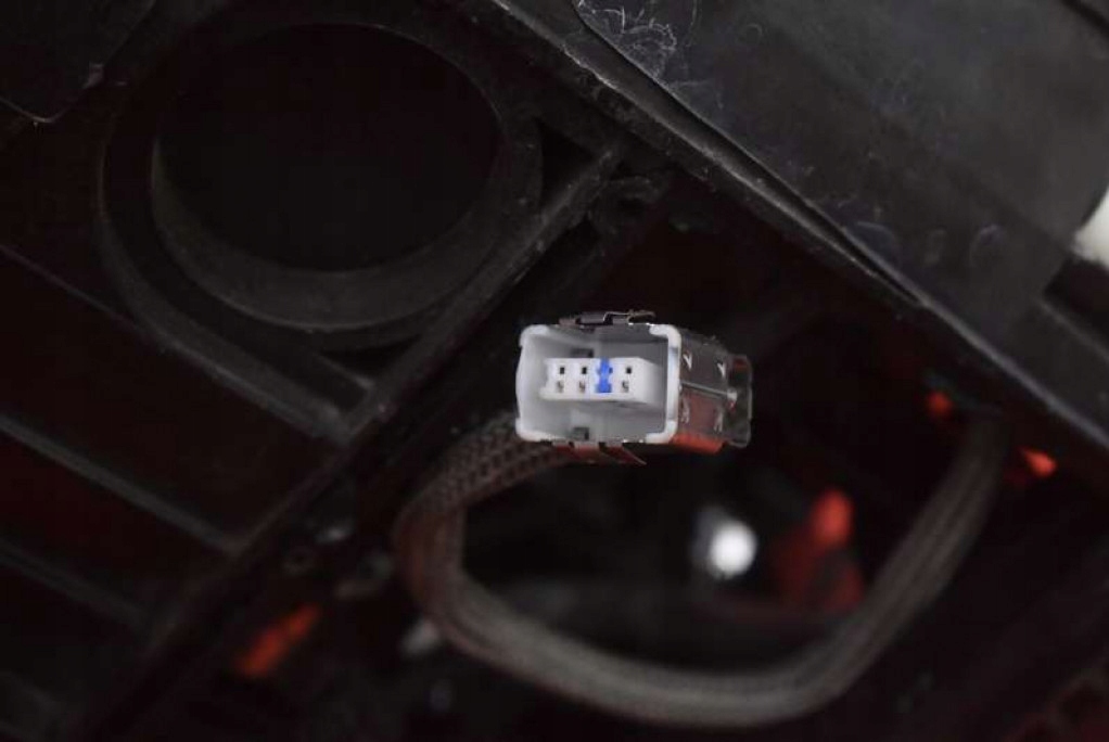 REFLEKTOR left light front XENON EU 89312659 VW PASSAT B6 05-10