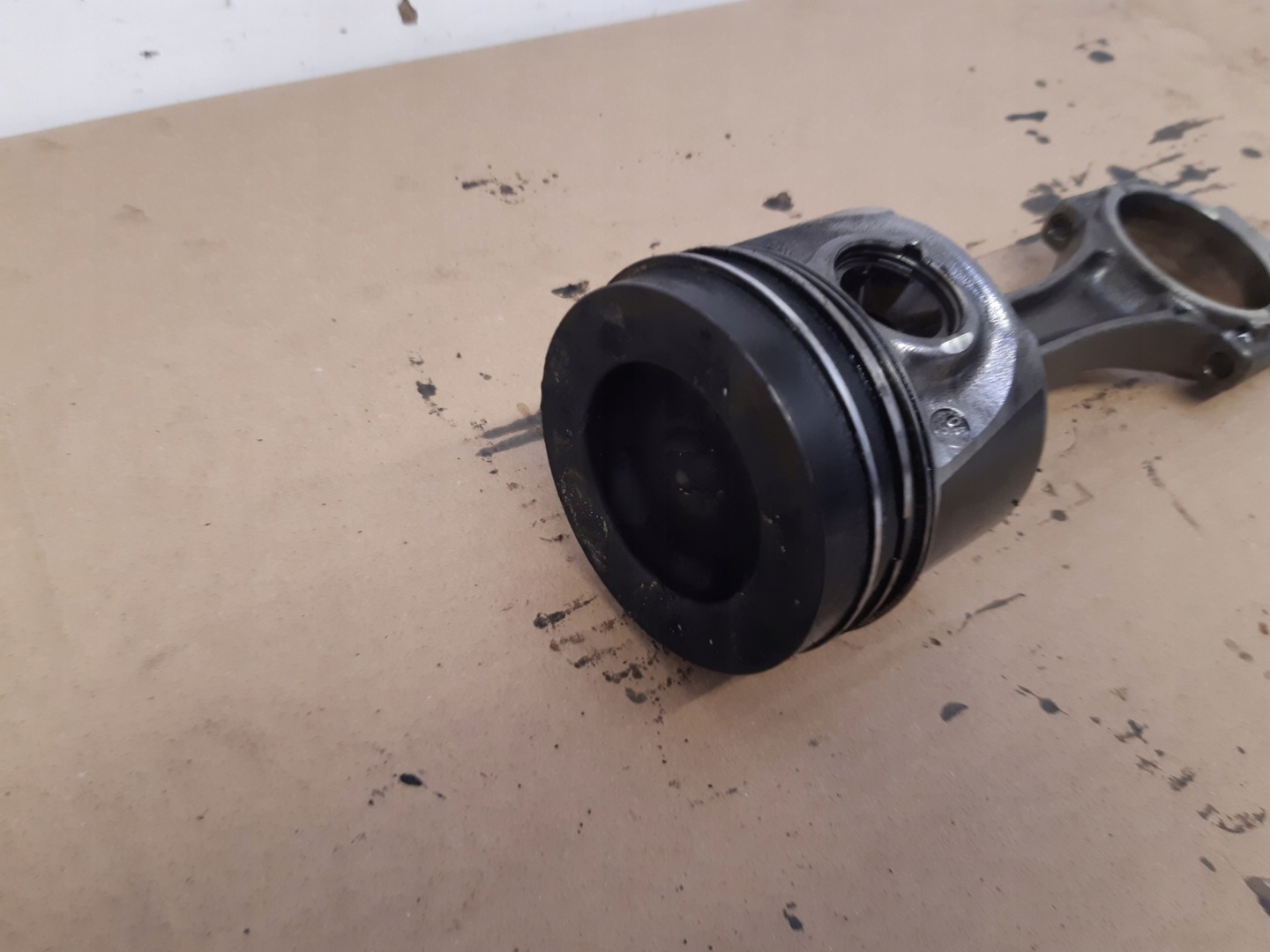piston connecting rod kpl Seat Ibiza 6J LIFT