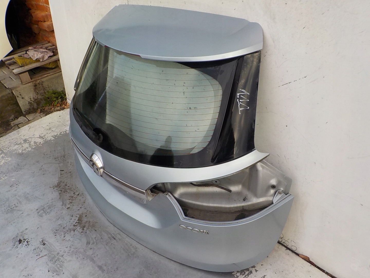 111 OPEL INSIGNIA A LIFT boot door rear