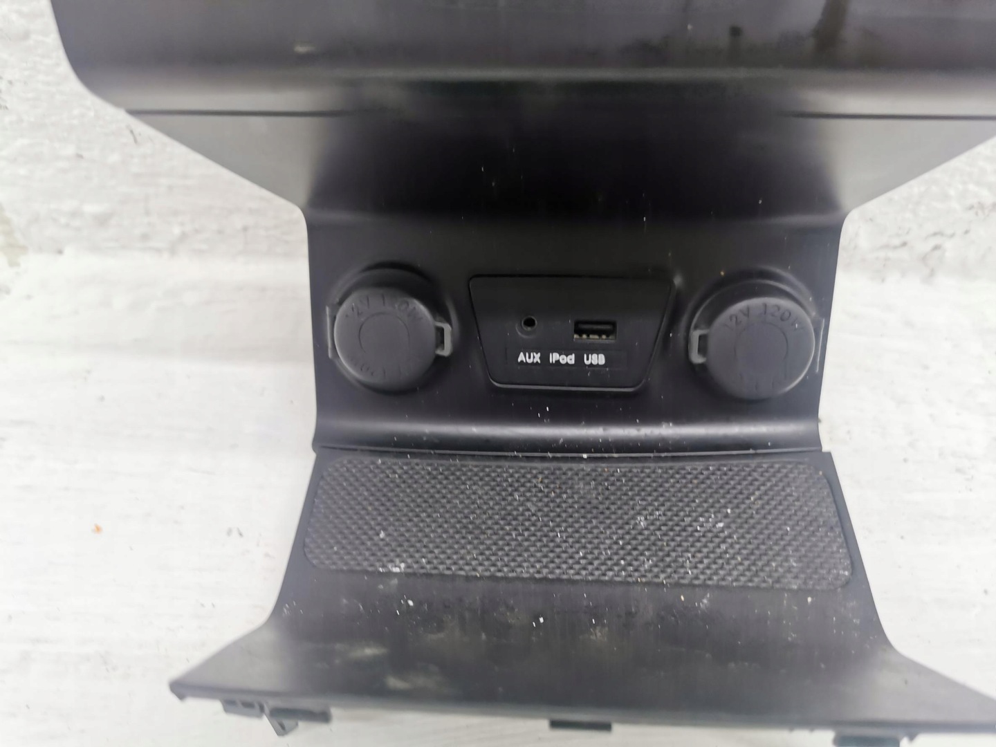 PANEL Sitze USB HYUNDAI IX35 10-15 93310-2Y800