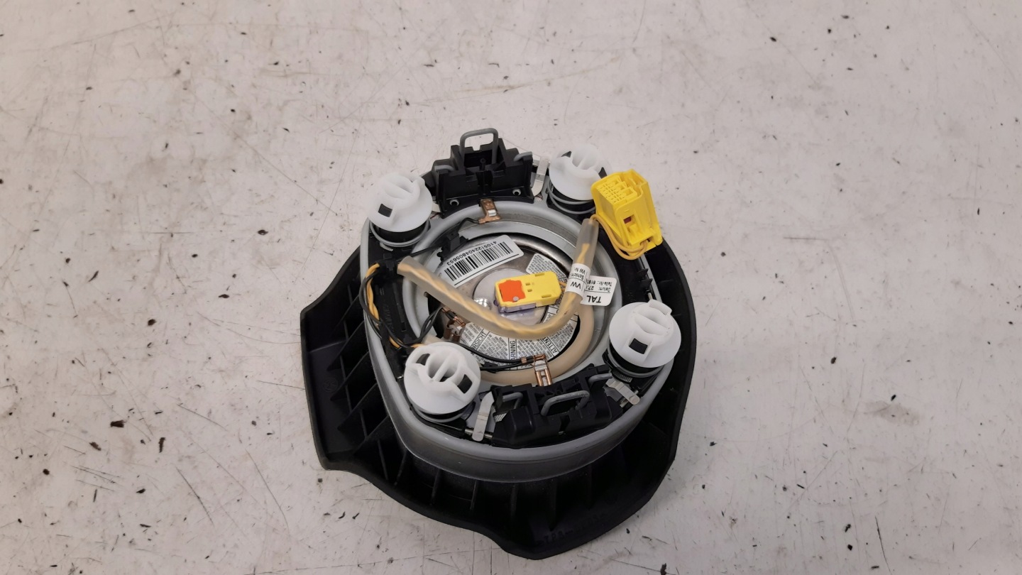 steering wheel airbag 2K5880201F VW Caddy