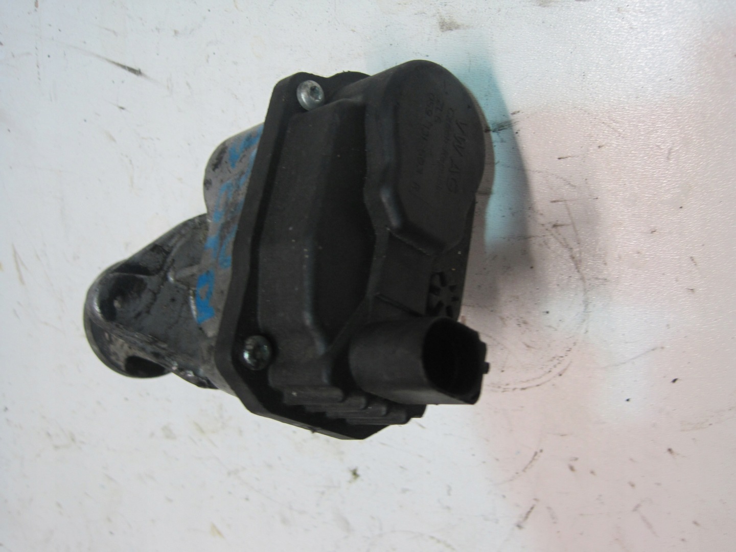 EGR valve AUDI Q7 3,0TDI 059131503R