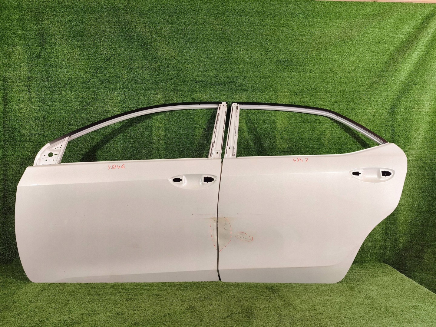 door rear. left left rear part TOYOTA COROLLA E16 E18 NR.4947