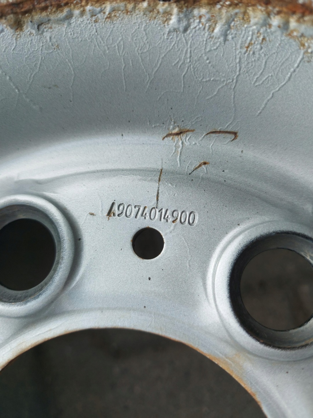 MERCEDES Sprinter W907 wheels discs 6,5x16 235/65R16C Continental 7mm