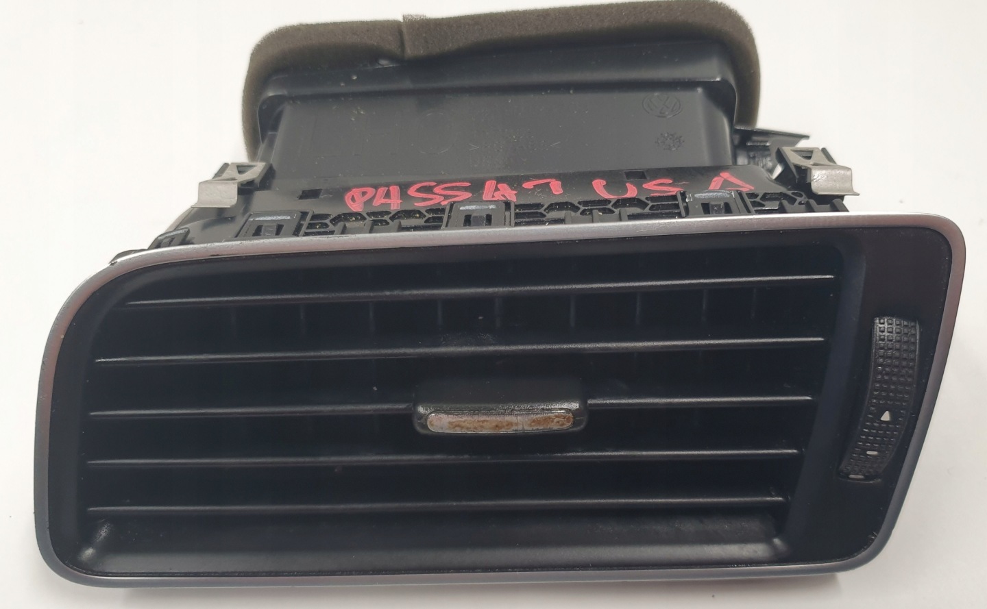 VW Passat B7 USA 11-16 2.5B grid air conditioning devices left wylot