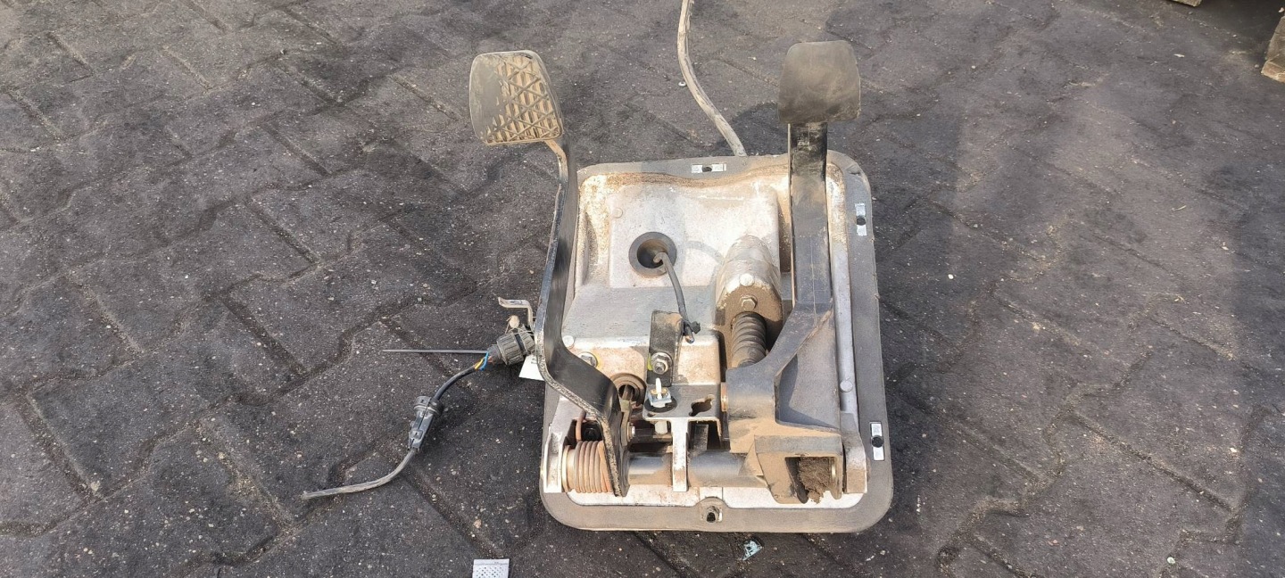 Sensor luft A9702940001 MERCEDES - BENZ ATEGO 2528L