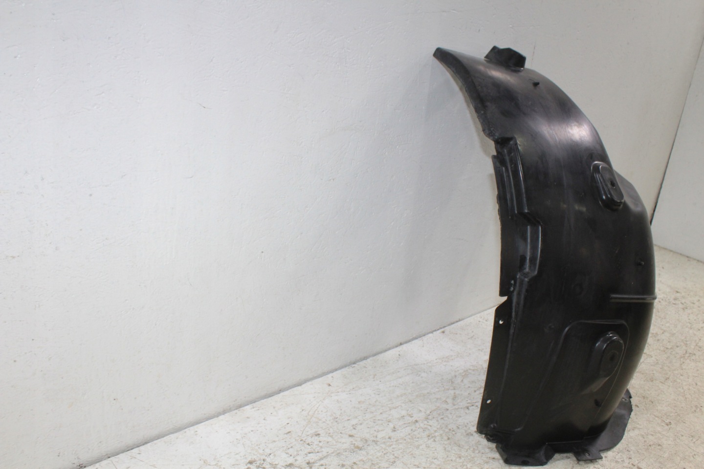 Mercedes Sprinter W907 mudguard left front A9076845505