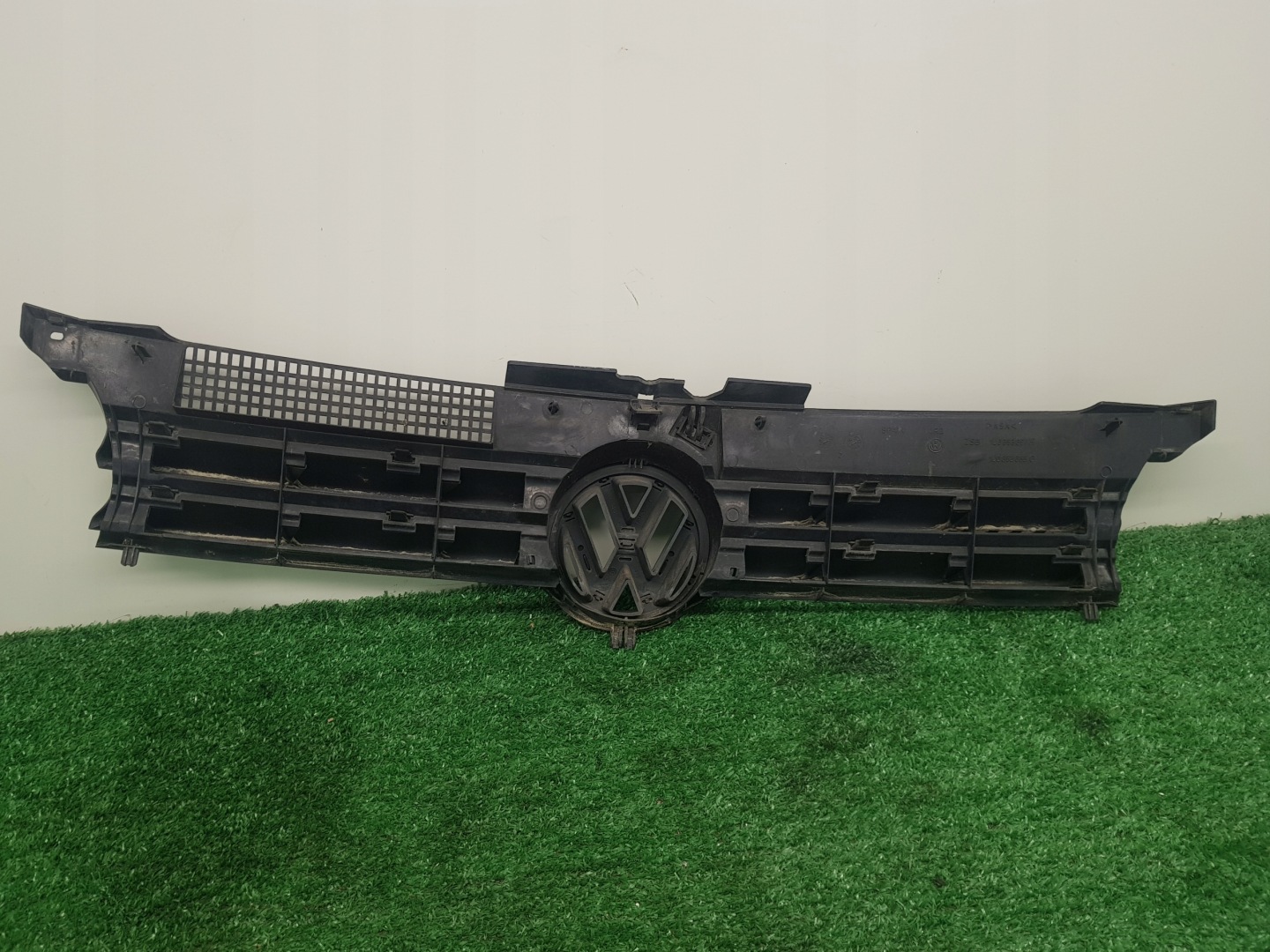 Grill Grill VOLKSWAGEN GOLF 4 1J0853651H