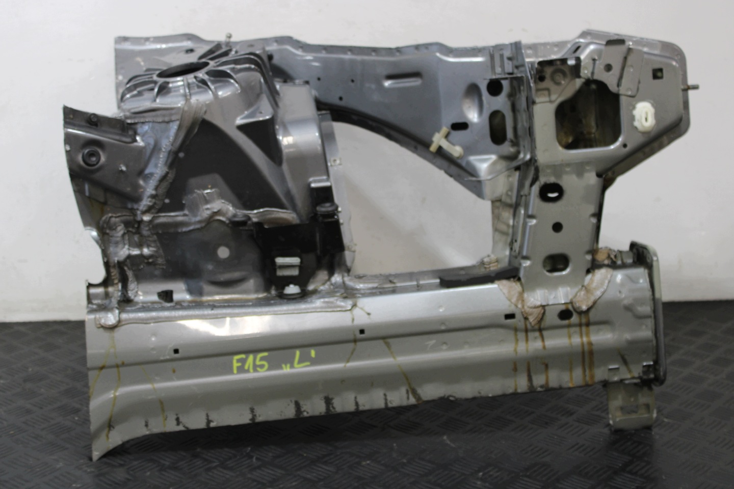 quarter quarter FARTUCH left front BMW X5 F15