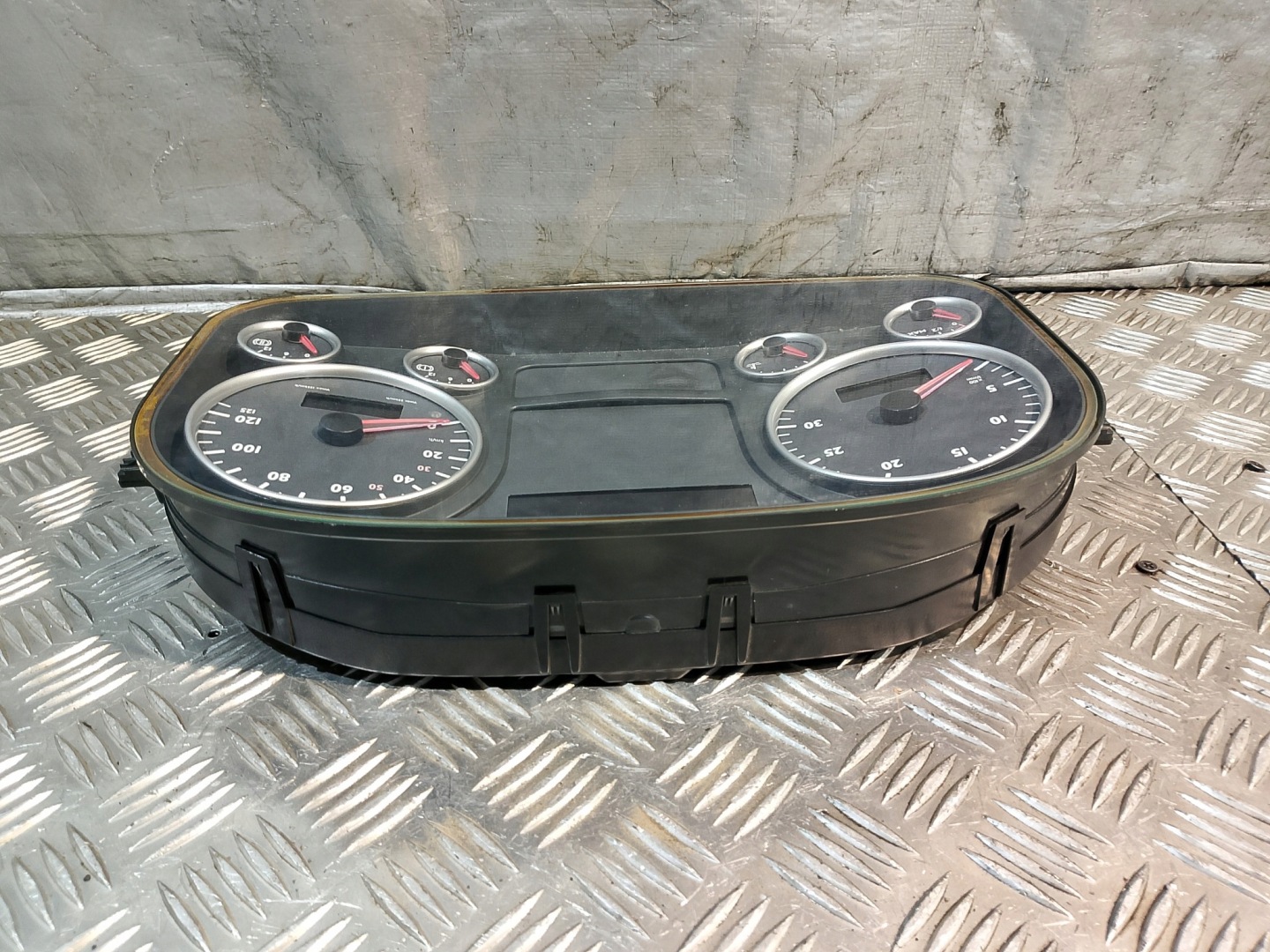 dials PREDKOSCIOMIERZ dials MAN TGX 18.480 81.27202-6235