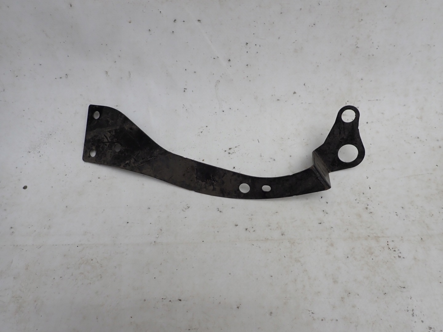 AUDI A4 B7 04-08 console holder supports left