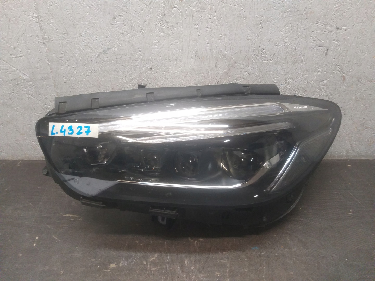 light front left MERCEDES B KLASA W247 MULTIBEAM LED A2479061903
