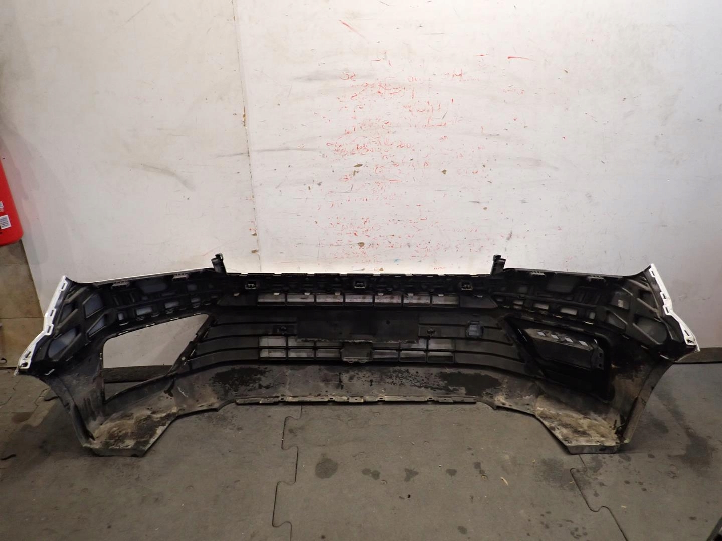 bumper front front VW CRAFTER II 2017- 7C0807221A