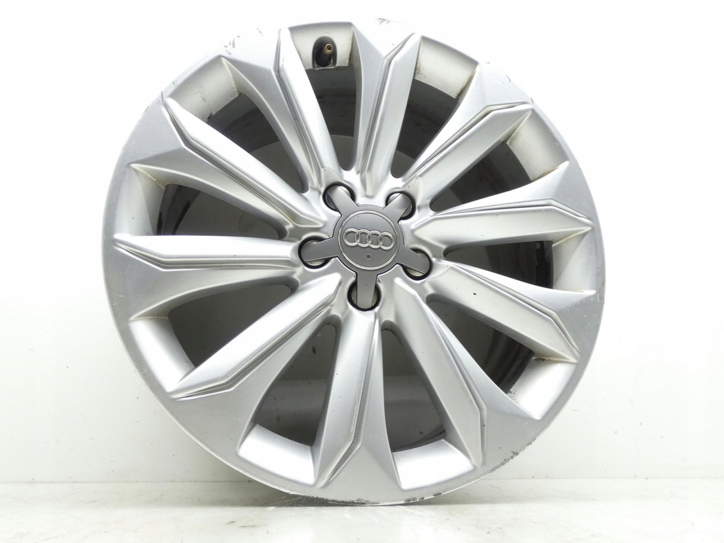 disk kolo disk R18 AUDI A4 B8 A5 8T 5X112 8.0J ET 26 8K9601025A