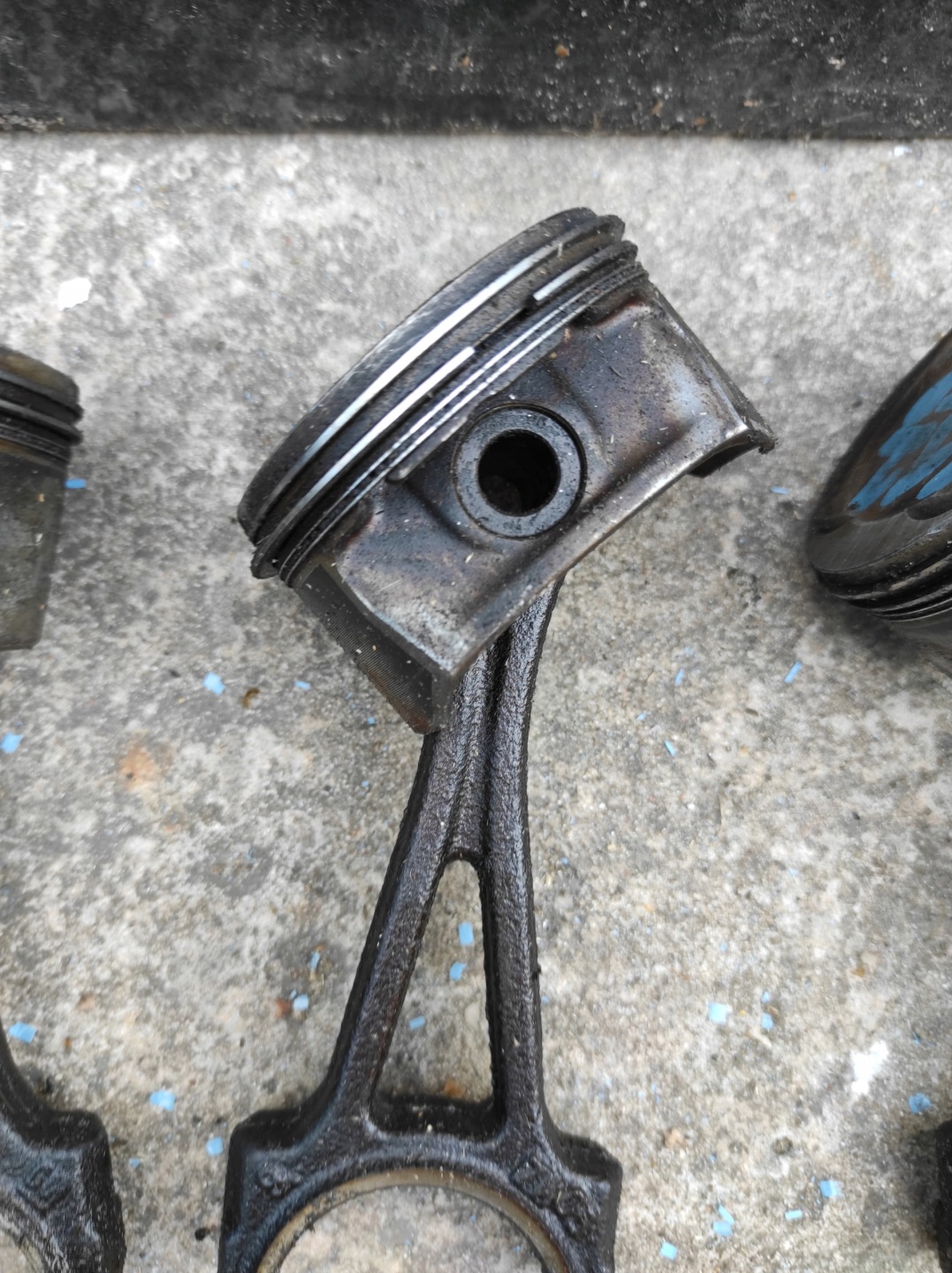 Piston avec bielle OPEL Z12XEP
