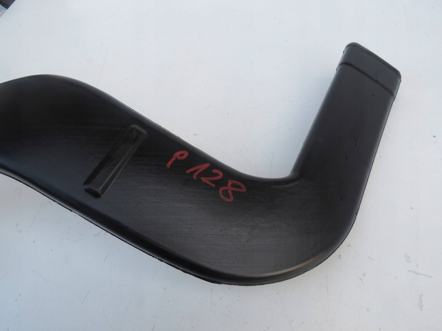 intake air drain VOLVO S90 2.0 V90 31418712