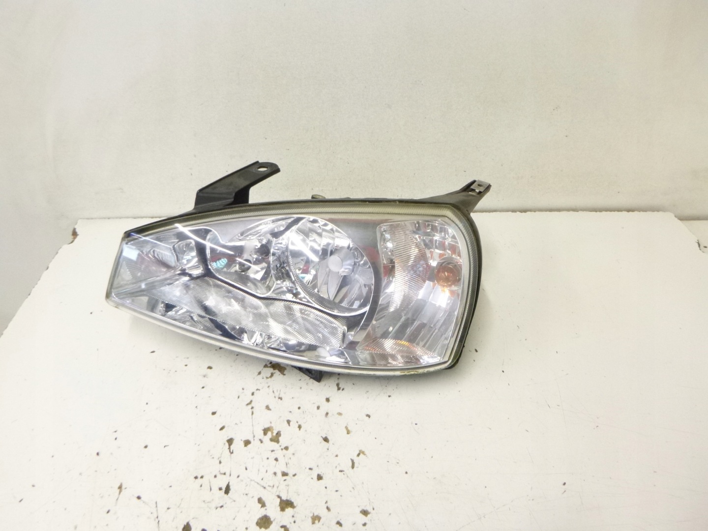 light front left LADA KALINA 2010r.