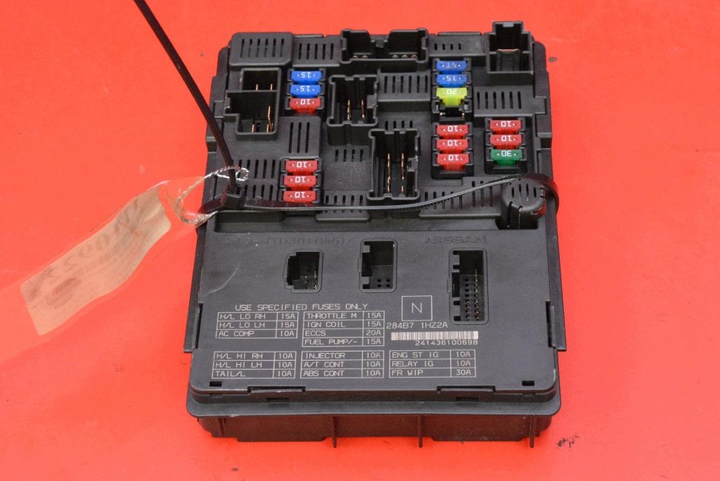 fuse box BSI 284B7-1HZ2A NISSAN NOTE 2 II E12 1.2 VVT 80 KM