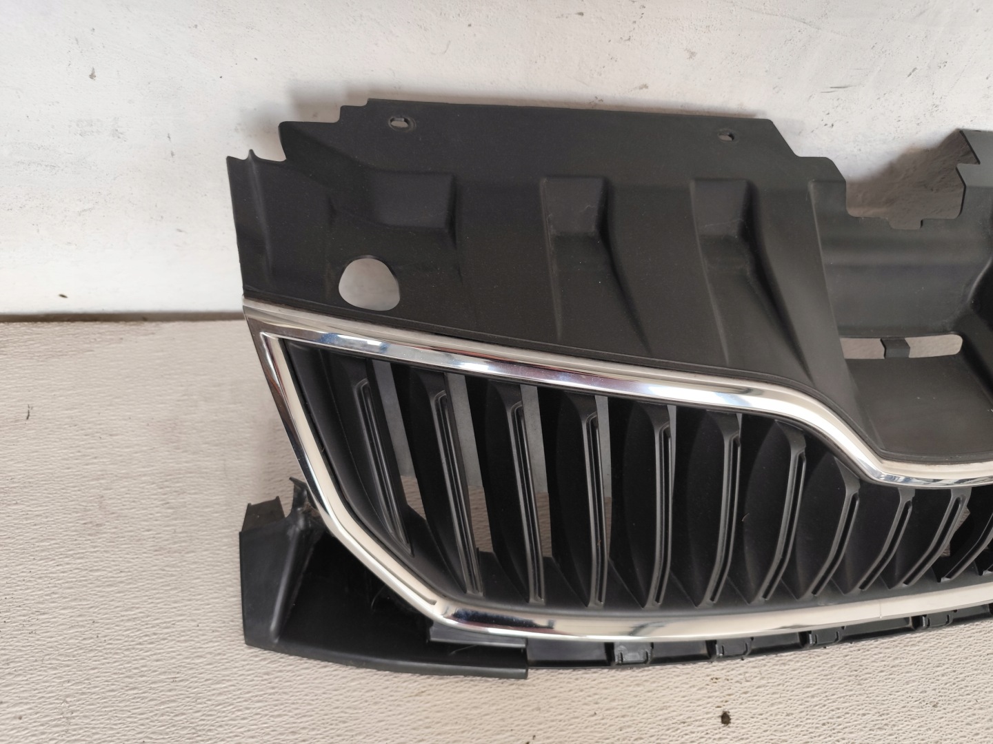 SKODA FABIA III 2015 Grill Grill CHROM