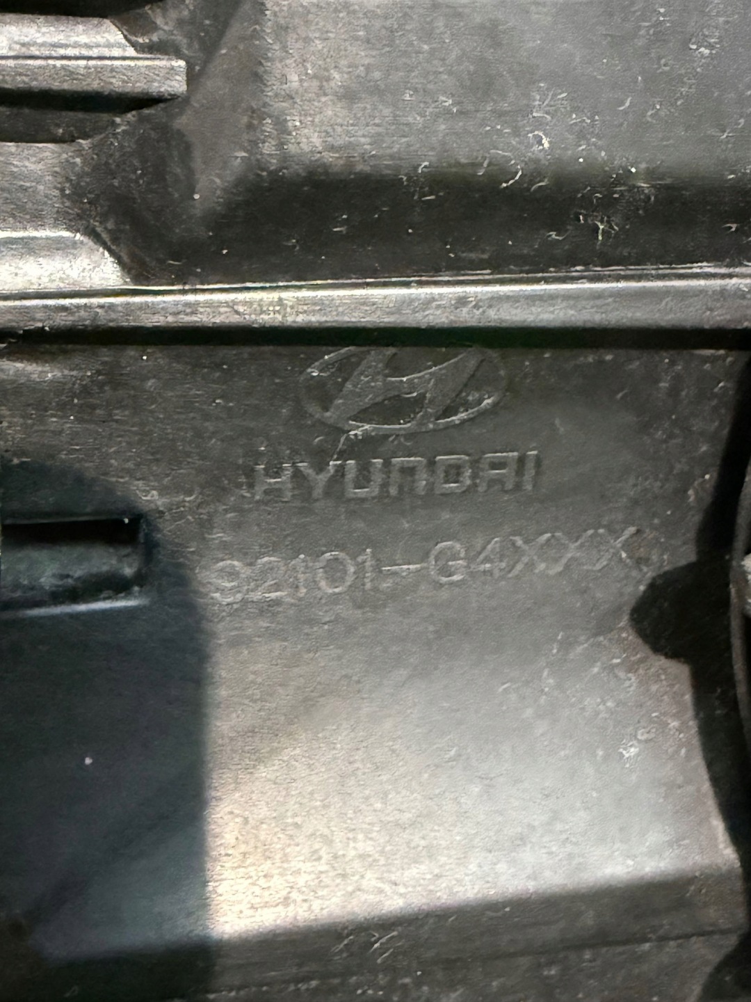 REFLEKTOR left HYUNDAI I30 III DOSWIETLANIE NR:690