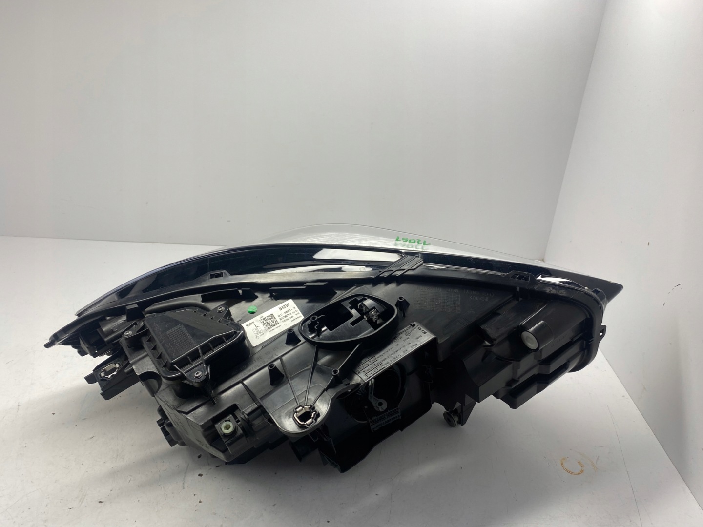 BMW 1 F40 light left LED 9482811