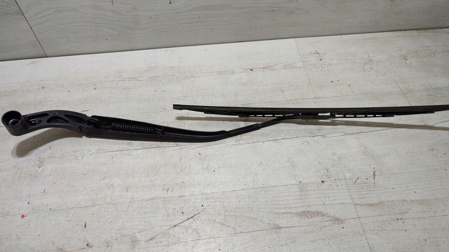 wiper arm left Mazda 2 DJ/DL lift