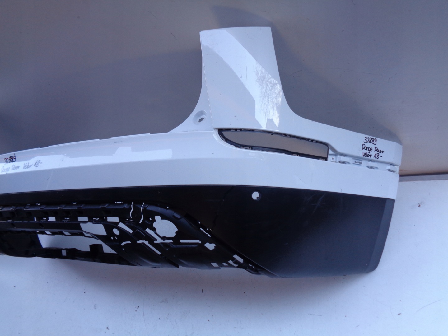 bumper rear RANGE ROVER VELAR 18- NR 32889