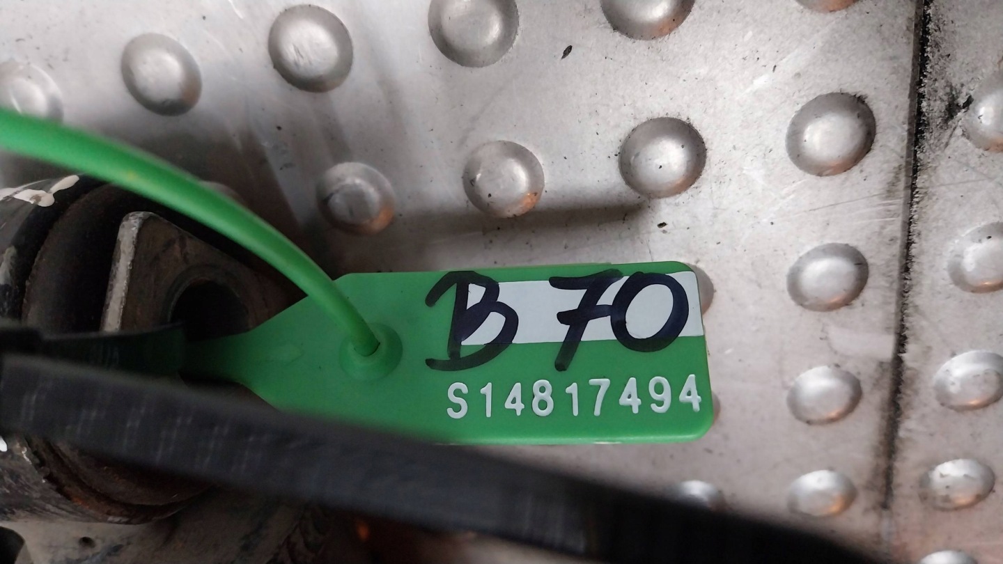shock absorber left right rear part KPL 3413789 BMW X3 E83