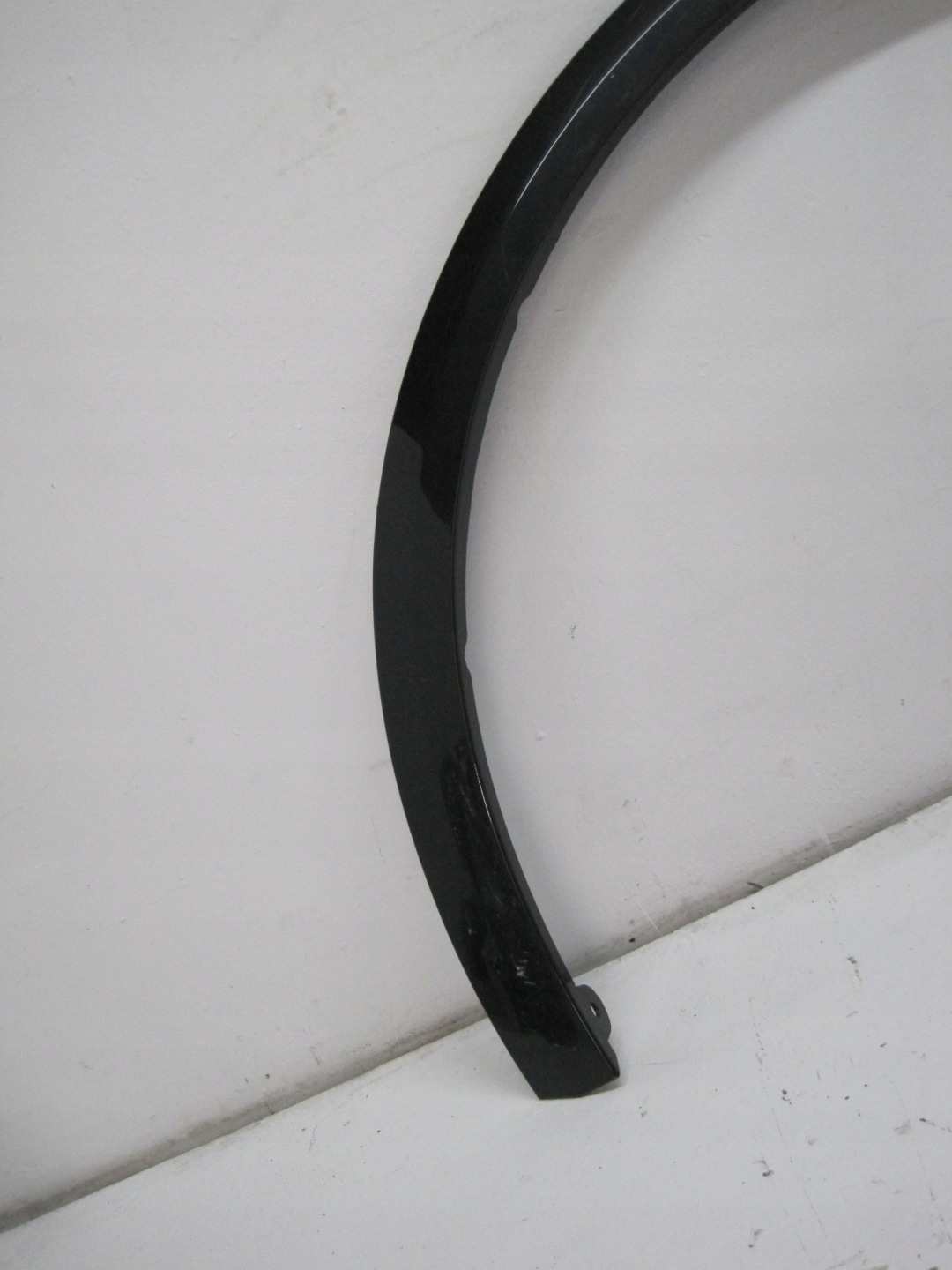 cap moulding for fender left AUDI Q6 E TRON 85H853717A