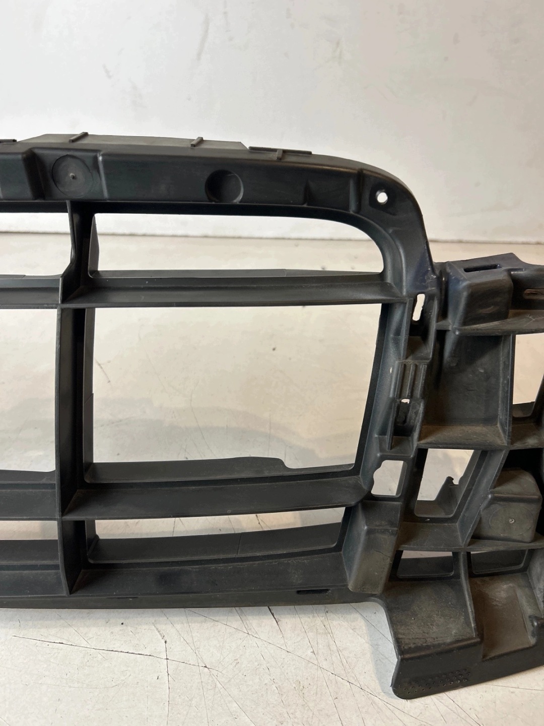 příčka Absorber nárazníku předek Audi A6 C6