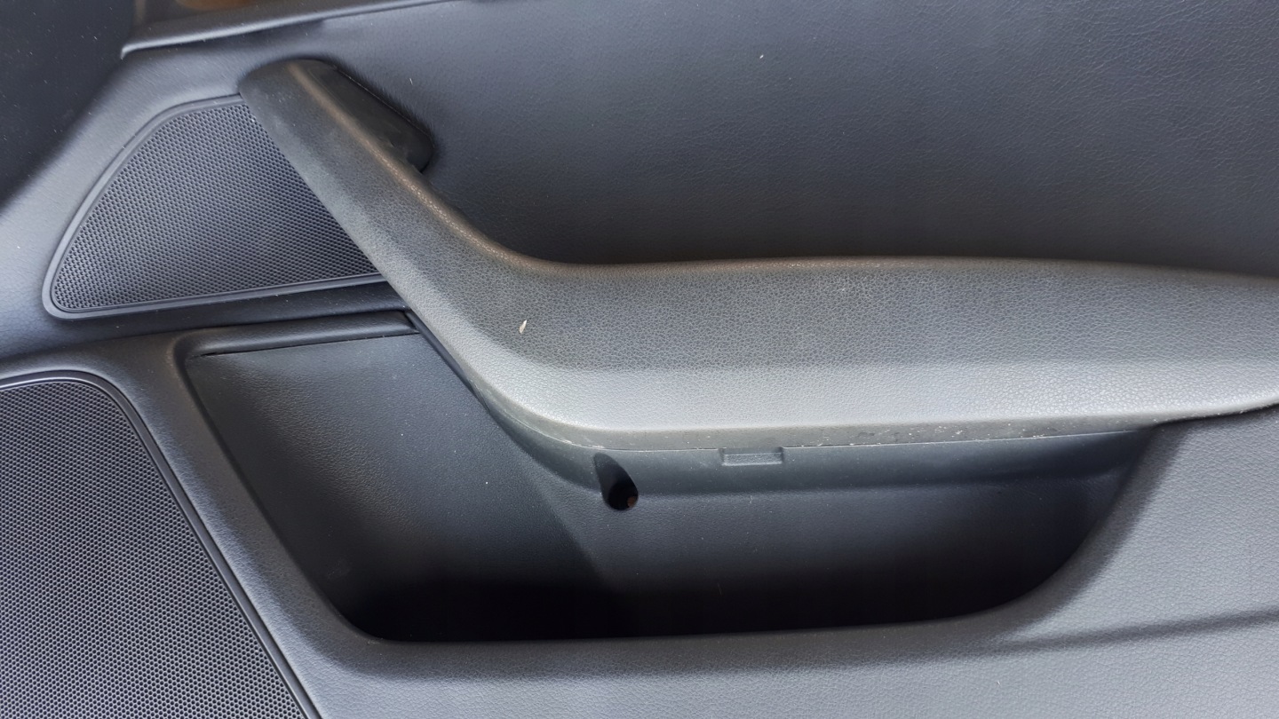 A6 C7 4G side door right front leather AMBIENTE