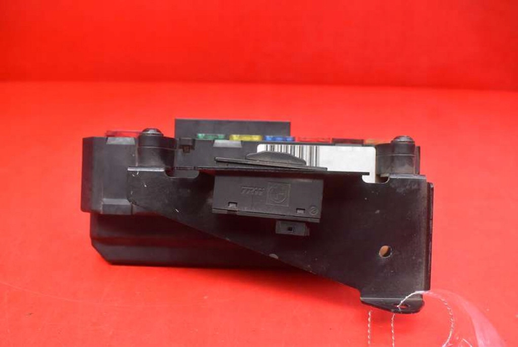 Module fusibles 69005830 BMW E65 3.5 V8 272 KM 01-05