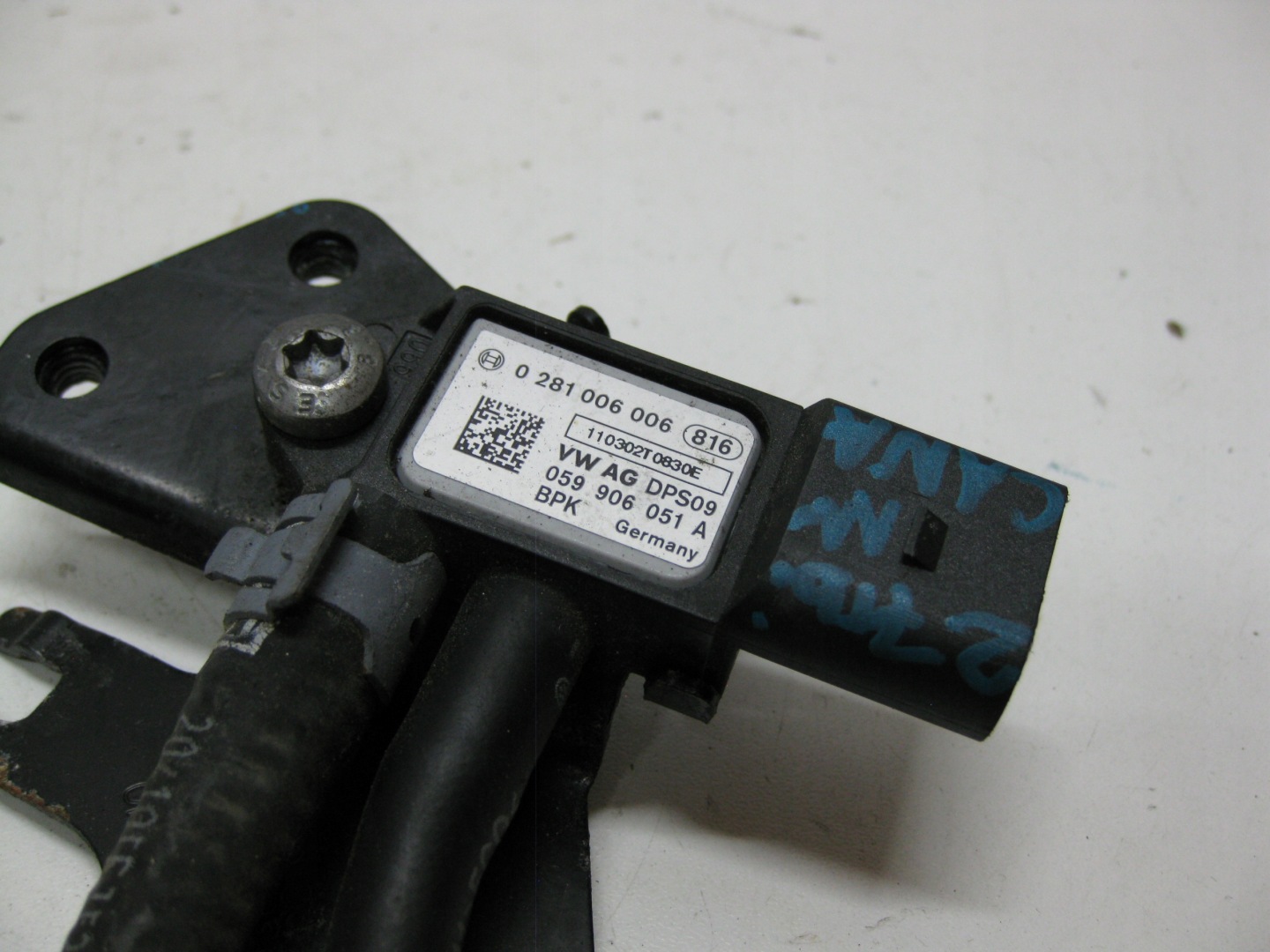 AUDI A6 C6 LIFT KOMBI modul Sensor CISNIENA Gase 059906051A