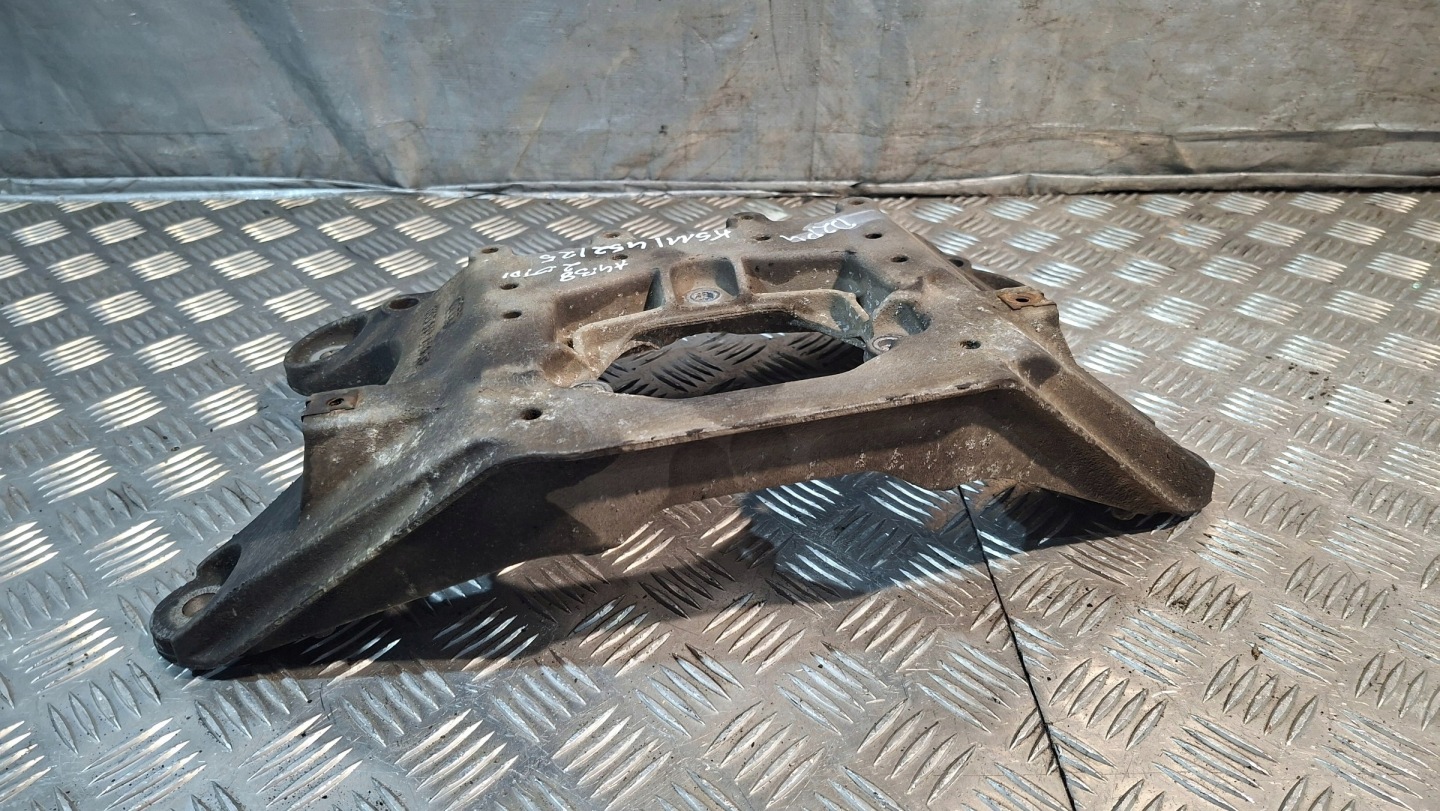 strebe Getriebehalter getriebe AUDI A4 B8 2.0TDI