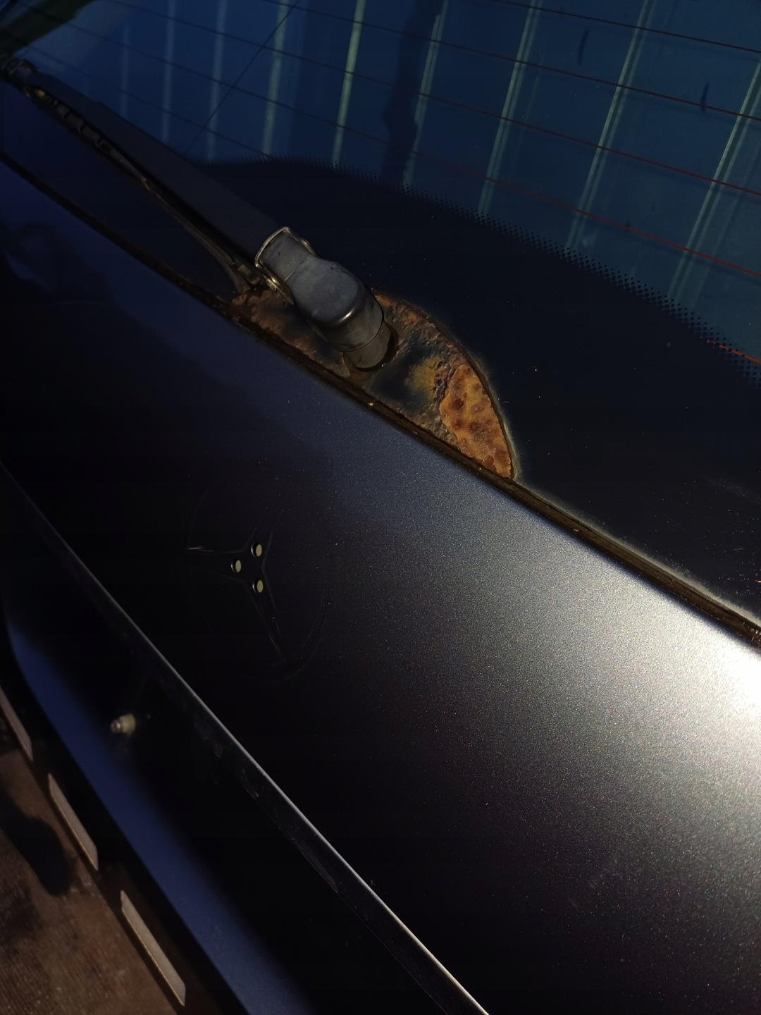 MERCEDES W211 trunk door boot rear part KOMBI 368 window