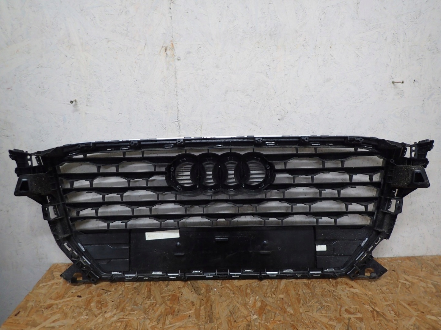 GRILLE GRILLE AUDI Q2 81A 81A853651 2016
