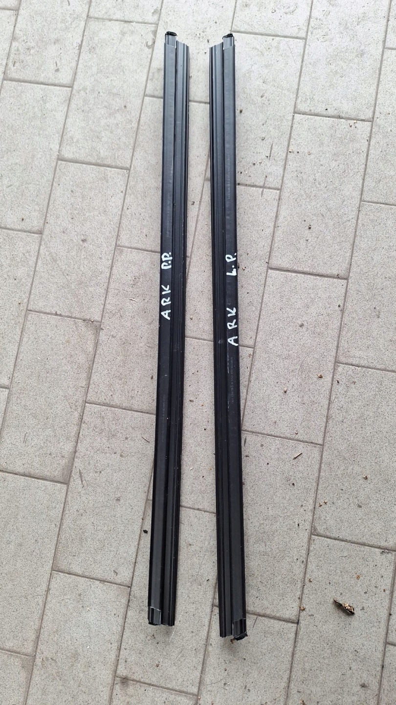 moulding dust windows front left right RENAULT ARKANA