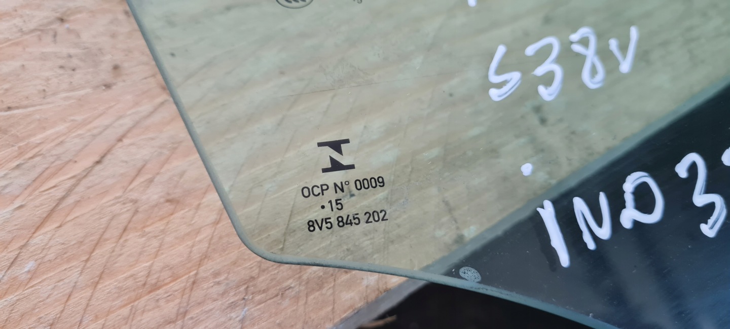 S3 8V sedan A3 window door right right front front 15R