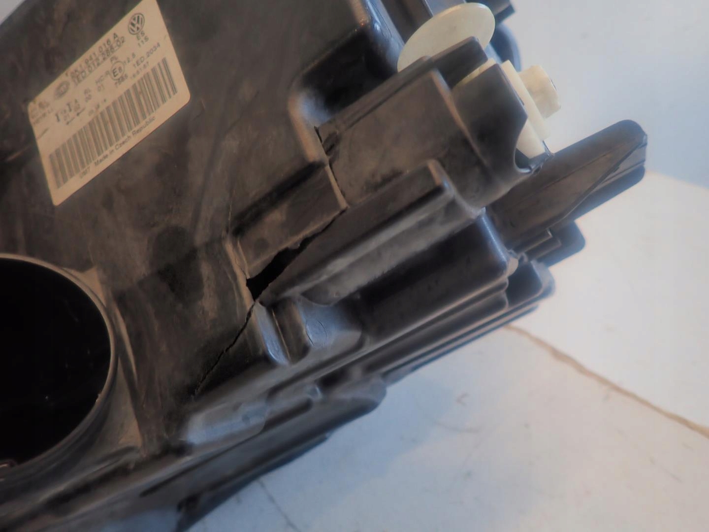 light front front right VW CADDY 2015