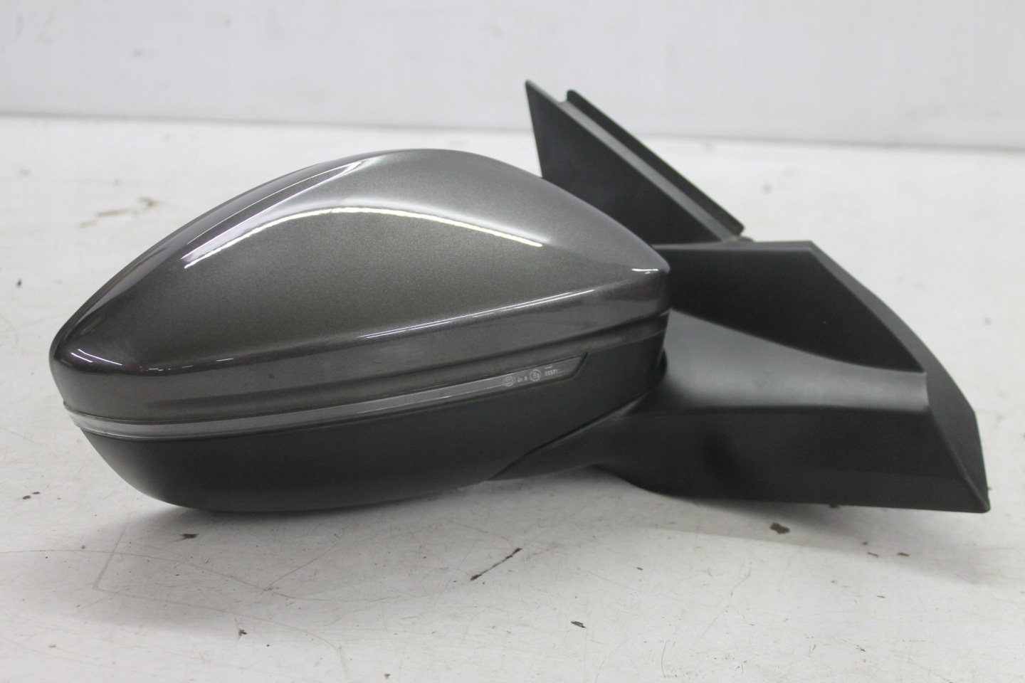 mirror right 12PIN PEUGEOT 2008 II EVL 19- EURO