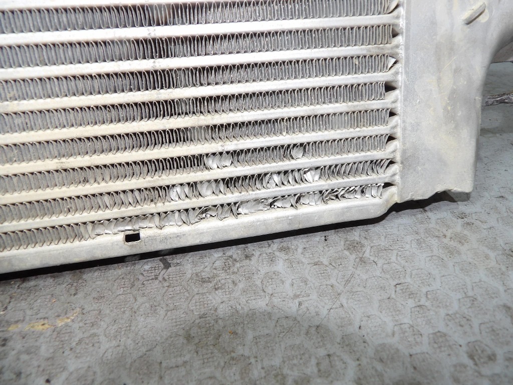 VW TRANSPORTER T5 1.9TDI intercooler