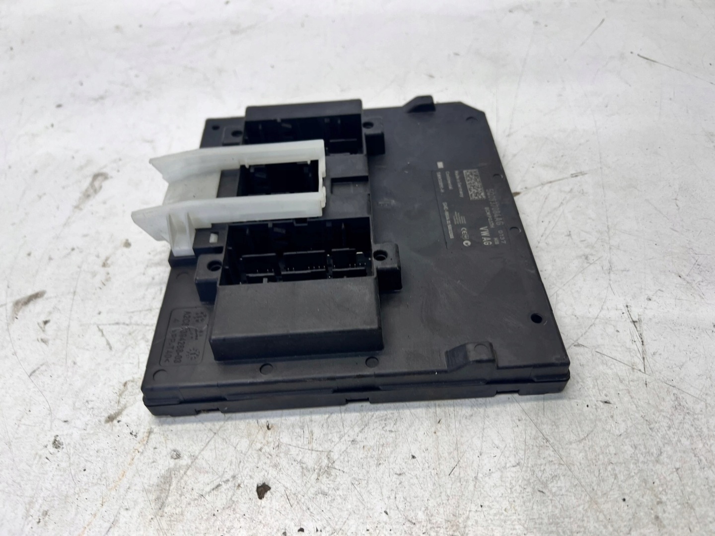 Unité commande confort AUDI A3 8V 5Q0937084AG