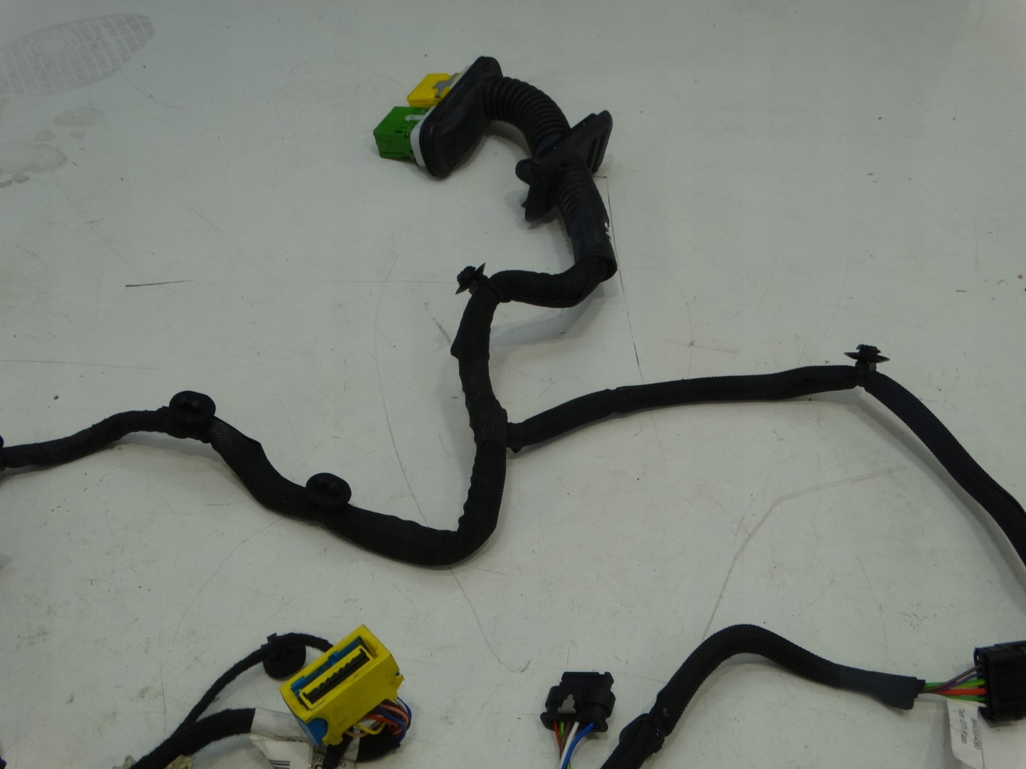 bundle wiring door left front CITROEN C4 III 2020R. EUROPA