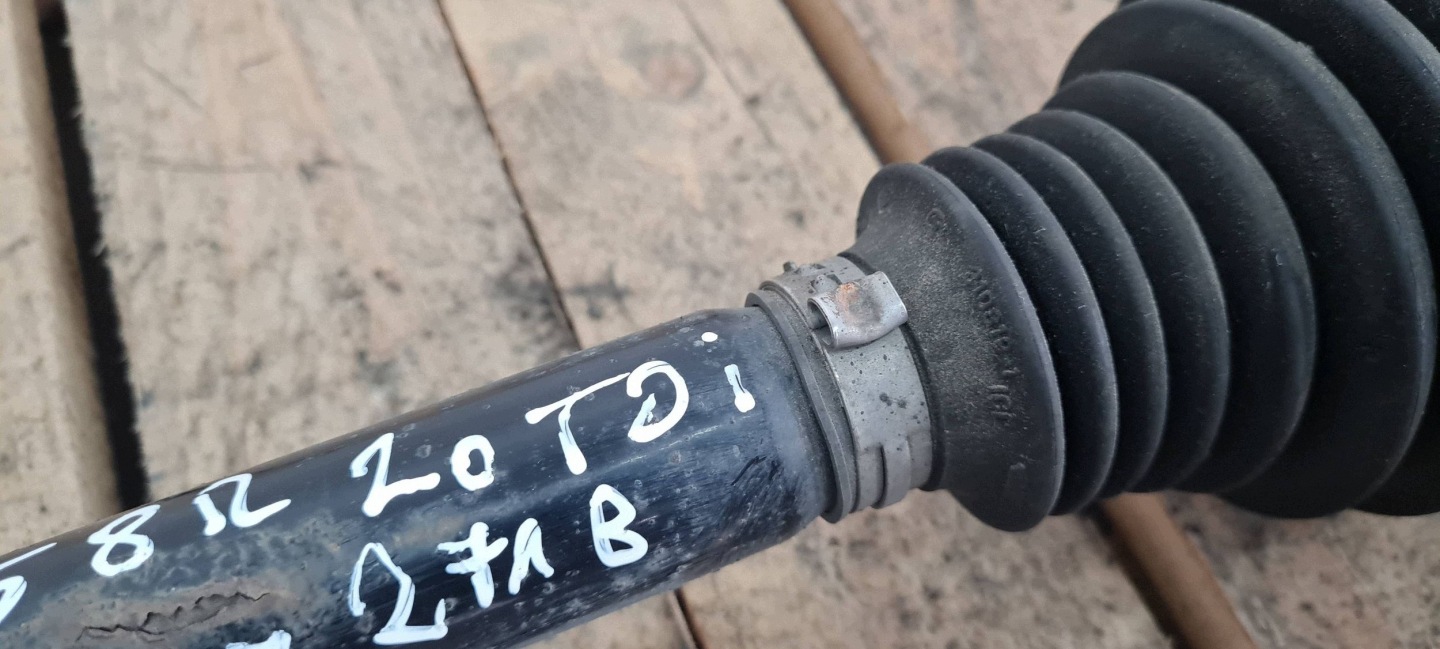 Q5 8R semi-axis semi-axis front left right MANUAL 2.0 TDI 8R0407271B
