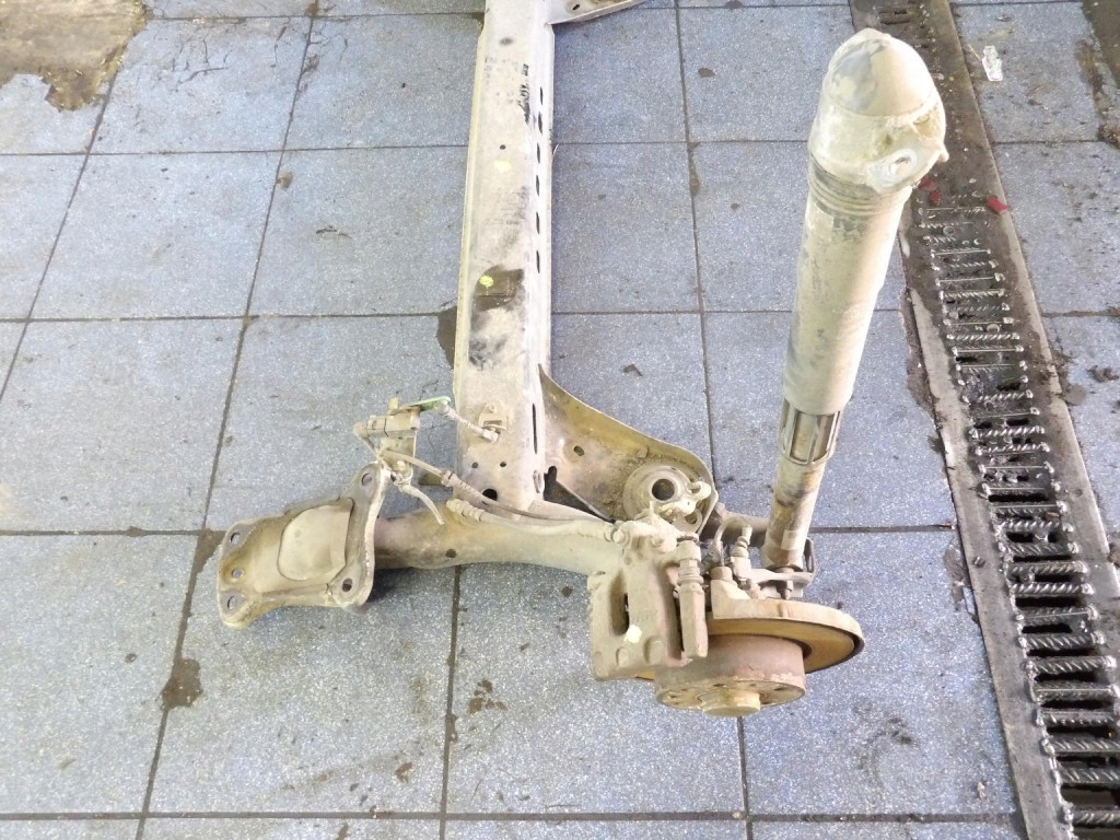 SKODA OCTAVIA III 3 KOMBI 2.0TDI rear sider