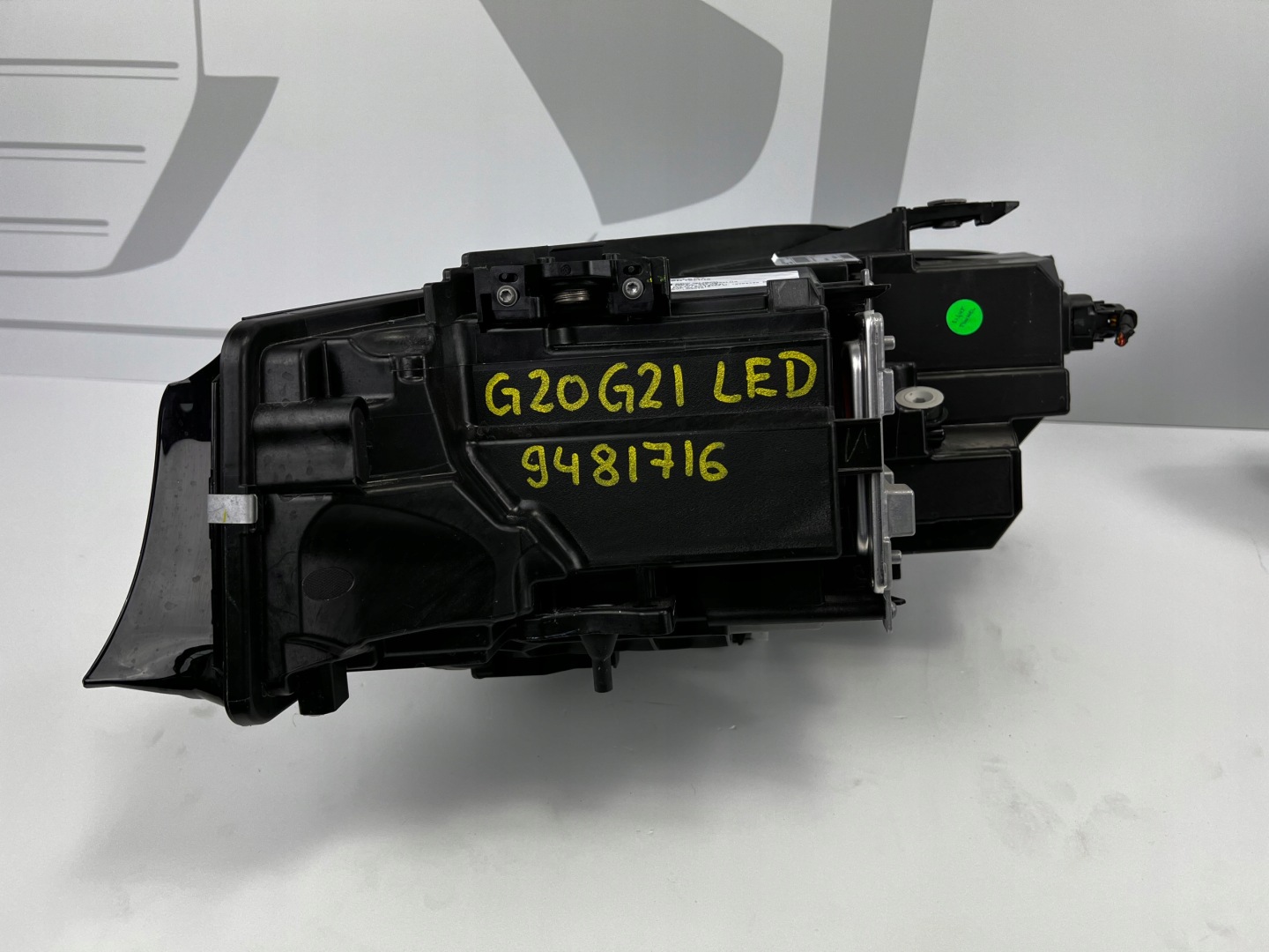 lights front LED BMW G20 G21 9481716 9481715 USA